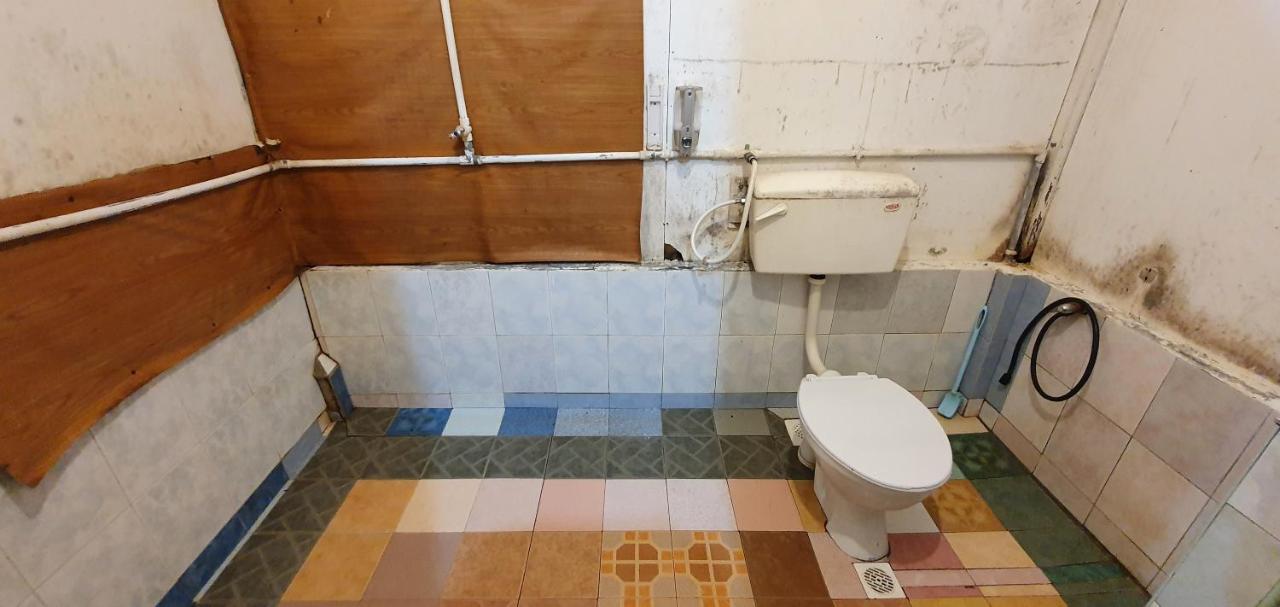 Chalet Kampong Semawar Kuala Kangsar Εξωτερικό φωτογραφία