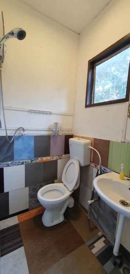 Chalet Kampong Semawar Kuala Kangsar Εξωτερικό φωτογραφία