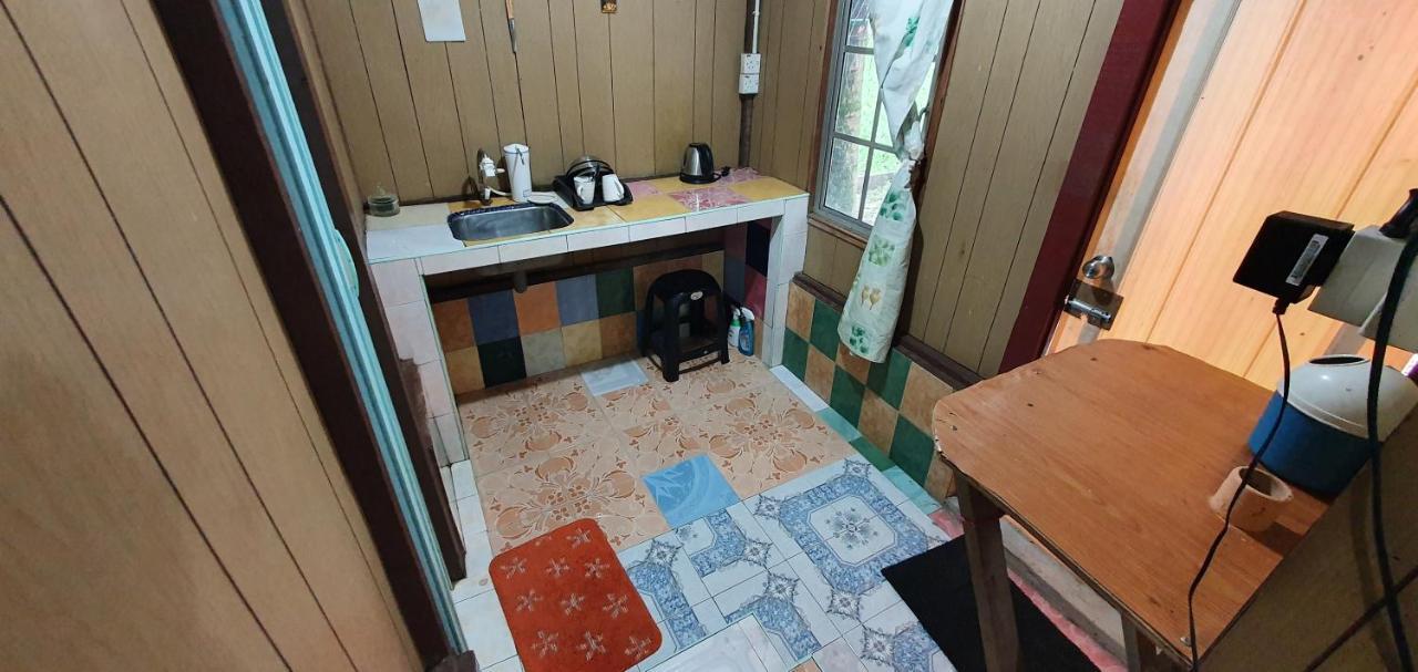 Chalet Kampong Semawar Kuala Kangsar Εξωτερικό φωτογραφία