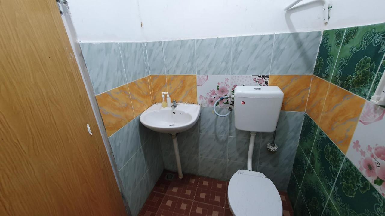 Chalet Kampong Semawar Kuala Kangsar Εξωτερικό φωτογραφία