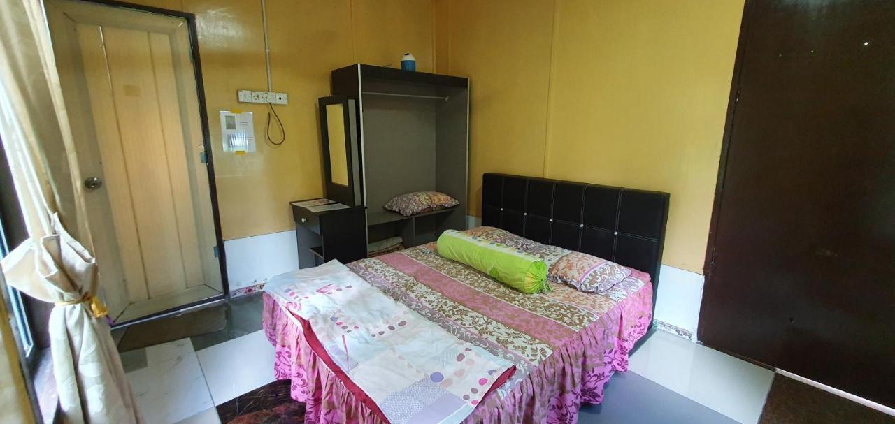 Chalet Kampong Semawar Kuala Kangsar Εξωτερικό φωτογραφία