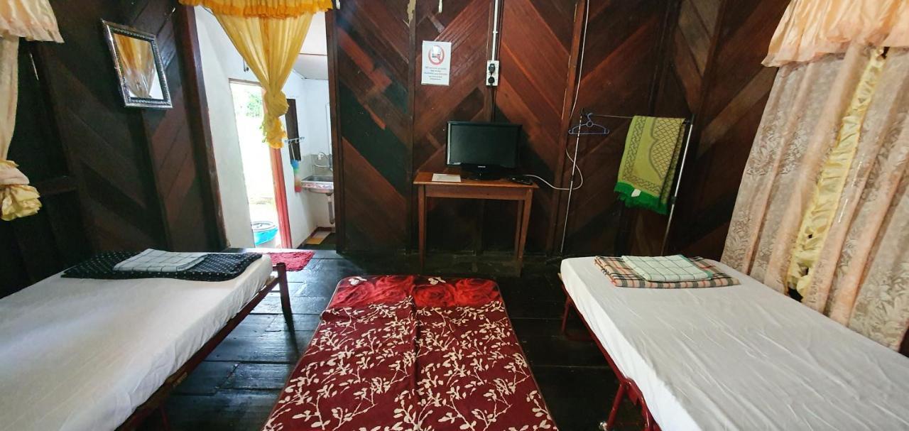 Chalet Kampong Semawar Kuala Kangsar Εξωτερικό φωτογραφία