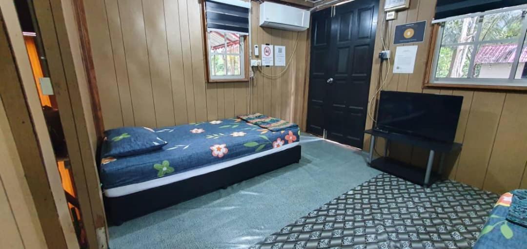 Chalet Kampong Semawar Kuala Kangsar Εξωτερικό φωτογραφία
