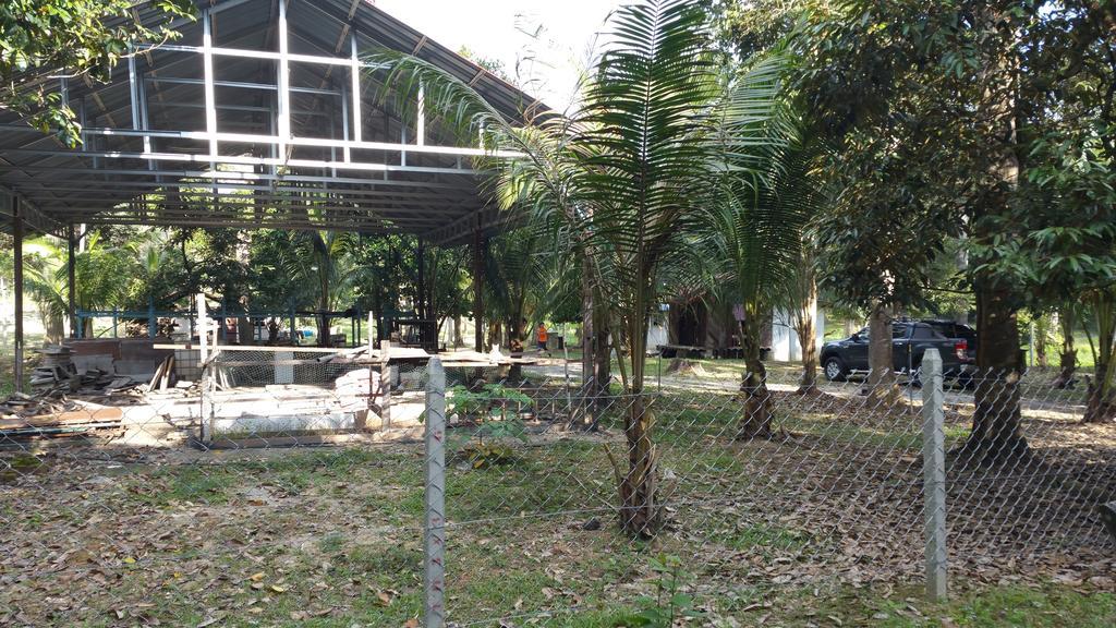 Chalet Kampong Semawar Kuala Kangsar Εξωτερικό φωτογραφία