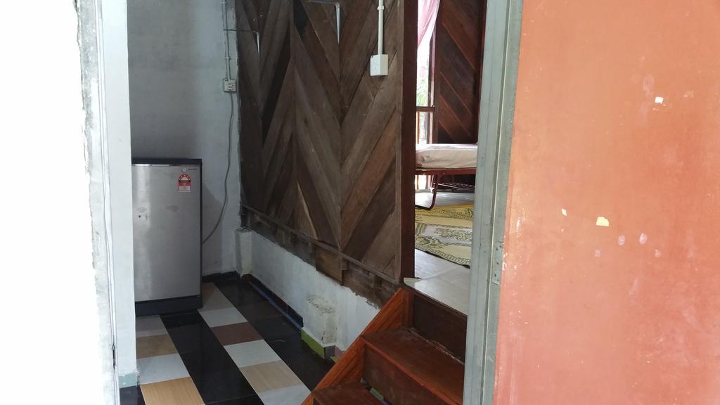 Chalet Kampong Semawar Kuala Kangsar Εξωτερικό φωτογραφία